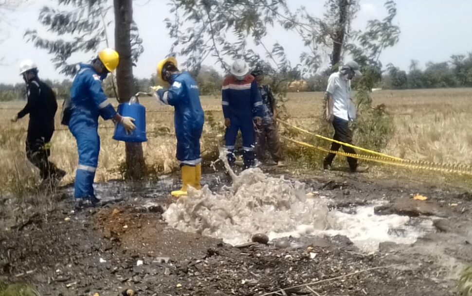 Geger Semburan Lumpur di Tukdana Indramayu