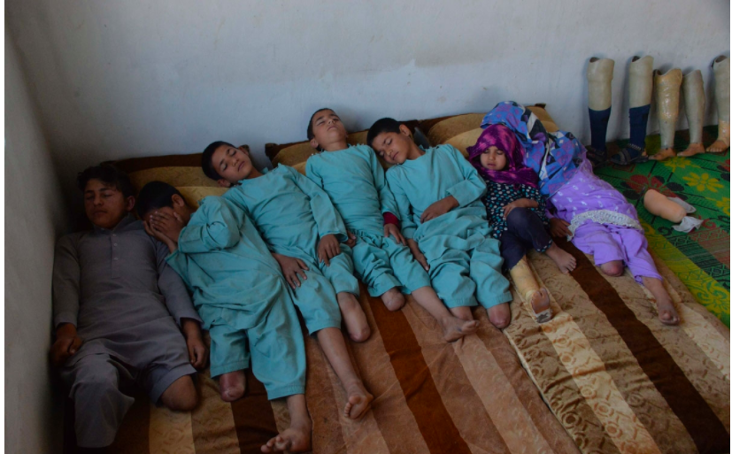 Tragis, Anak-anak Jadi Korban Perang di Afganistan