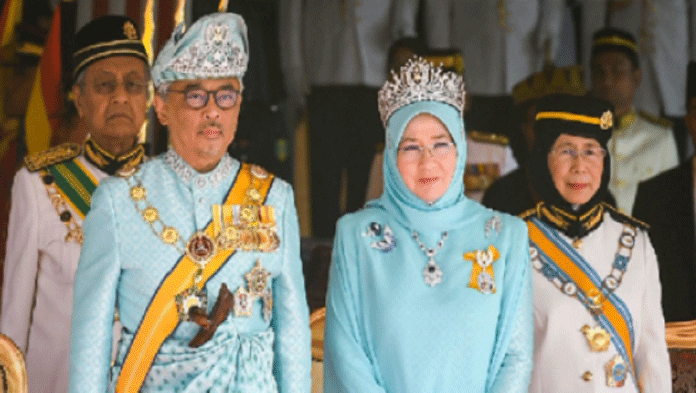 Raja Malaysia Tunda Pemilu