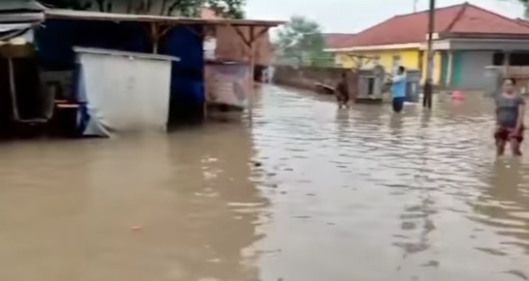 1.230 Warga Terdampak Banjir di Susukan, Masih Belum Surut