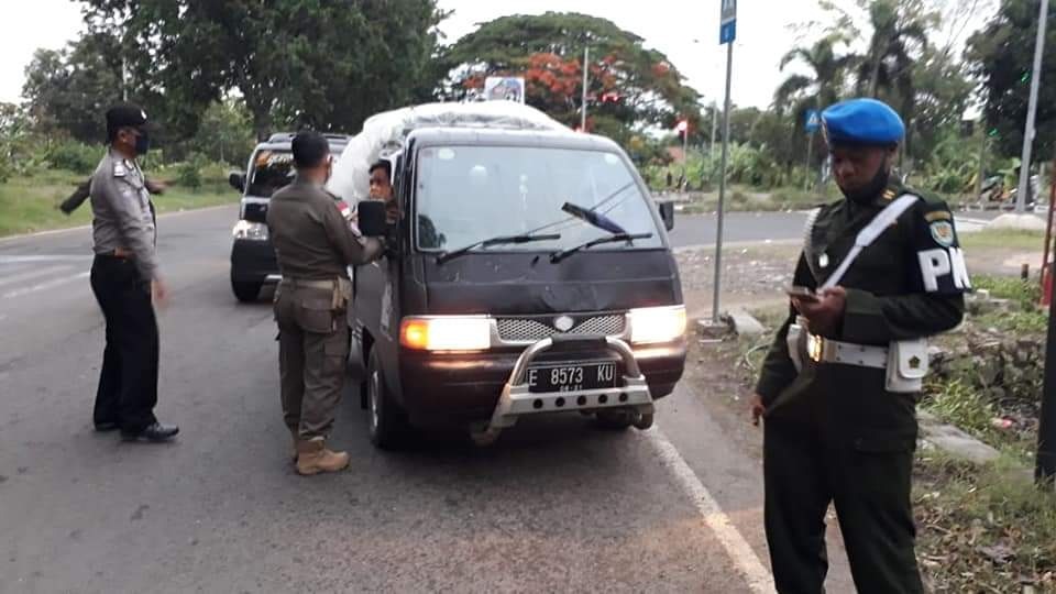 Zona Merah, Pasar Mingguan Ditutup