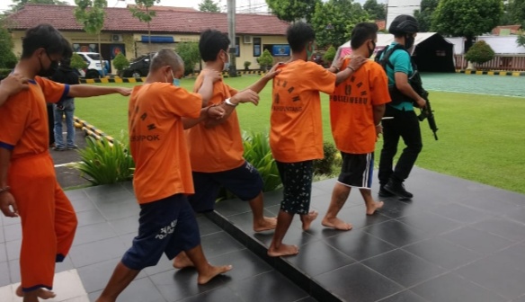 Polisi Ringkus 5 Pelaku Pencurian di Sejumlah TKP di Cirebon