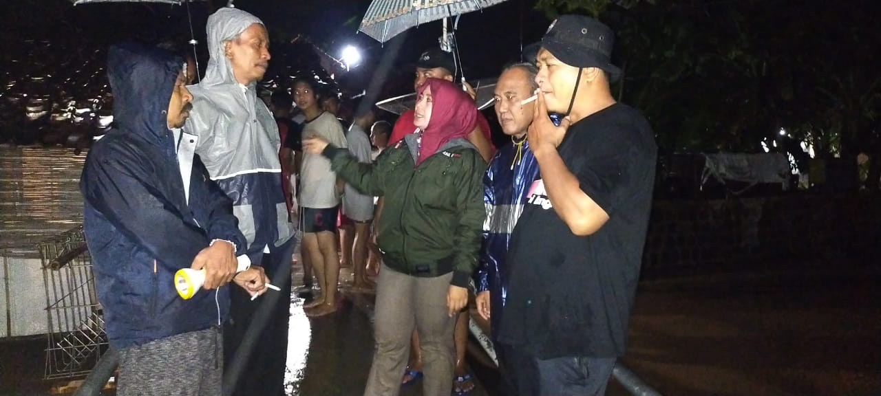 Desanya Terendam, Kuwu Lemahabang: Kula Wis Dedonga Aja Banjir, Eh Kelem