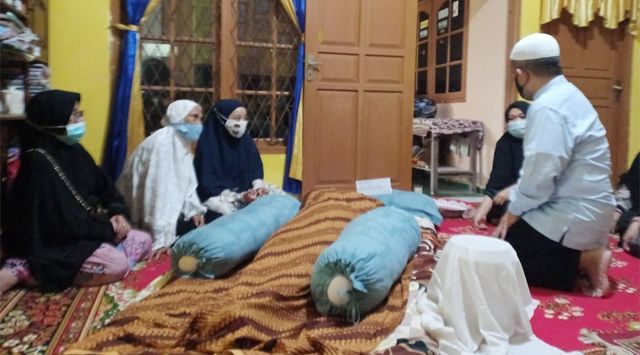 Dokter Meninggal Usai Disuntik Vaksin Corona