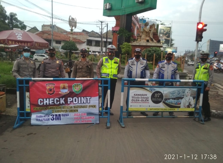 PPKM Kabupaten Cirebon, Kawasan Trusmi Dilakukan Penyekatan