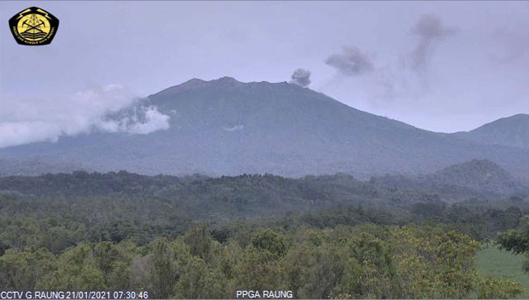 Dalam 6 Jam, Gunung Raung Meraung 32 Kali