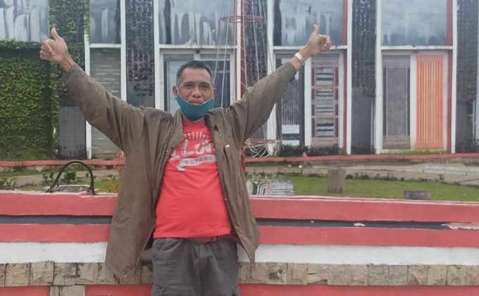 Soal Rasisme,  Profesor Satu Ini Pernah Sandingkan Foto Pigai dengan Monyet dan Bilang Orang Papua Bodoh