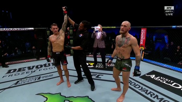 Tumbang, McGregor Dihajar Dustin Poirier di Ronde ke-2 UFC 257