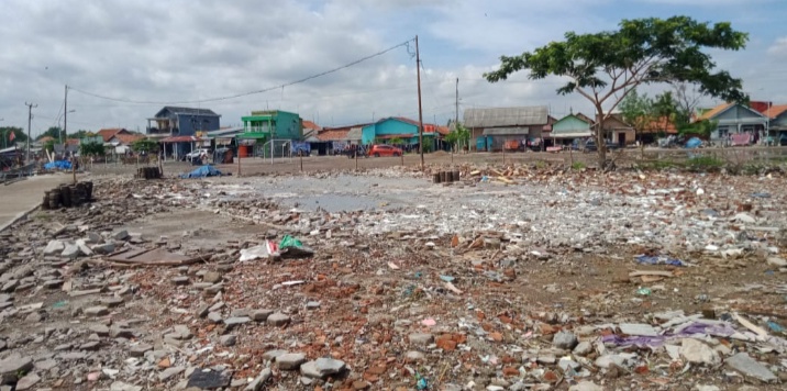 TPI Kampung Pesisir Kota Cirebon Kini Rata dengan Tanah
