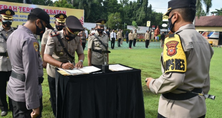 Tiga Kapolsek di Lingkungan Polresta Cirebon Bergeser