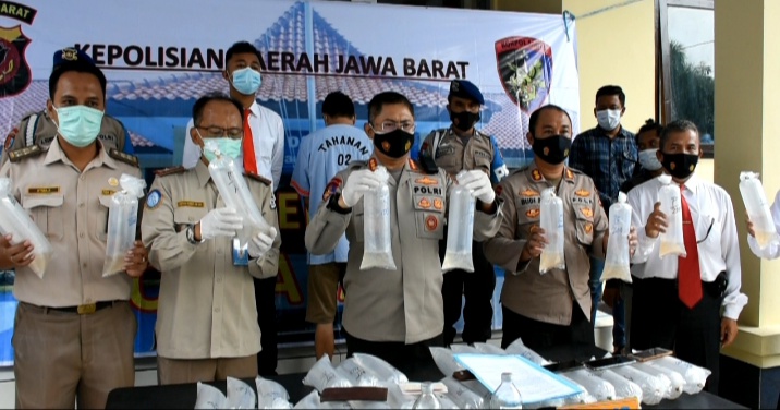 Ditpolairud Polda Jabar Gagalkan Penyelundupan Baby Lobster Senilai Rp14,307 Miliar