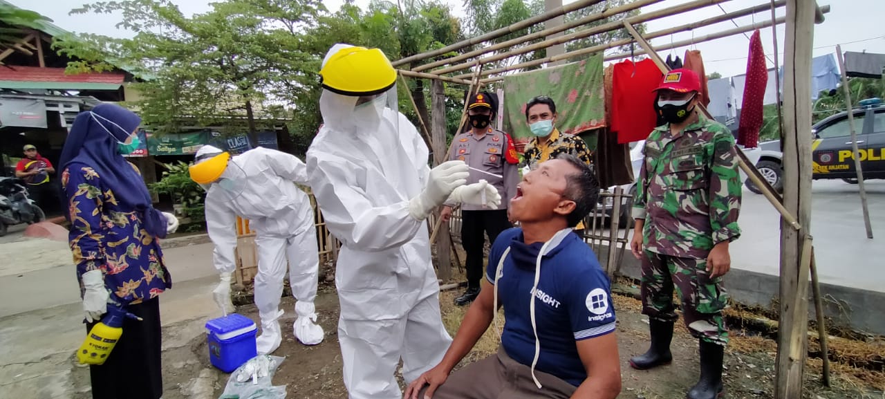 Tes Swab Klaster Ziarah Anjatan Berlanjut