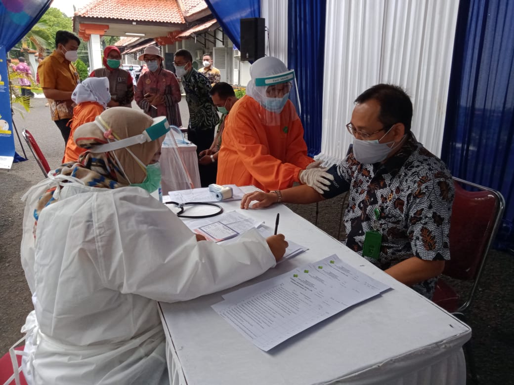 Live Penyuntikan Perdana Vaksin Covid-19 Kota Cirebon