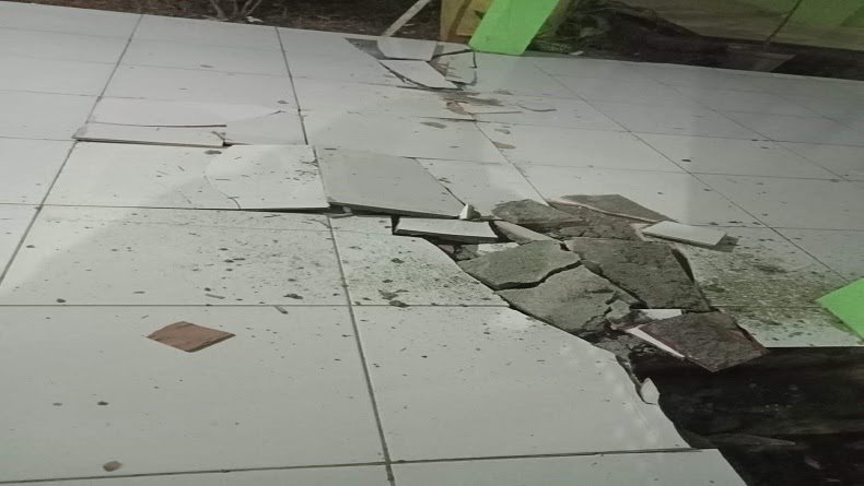 Gempa Sulut, Lantai RSUD Talaud Retak, Listrik Padam, Komunikasi Sulit