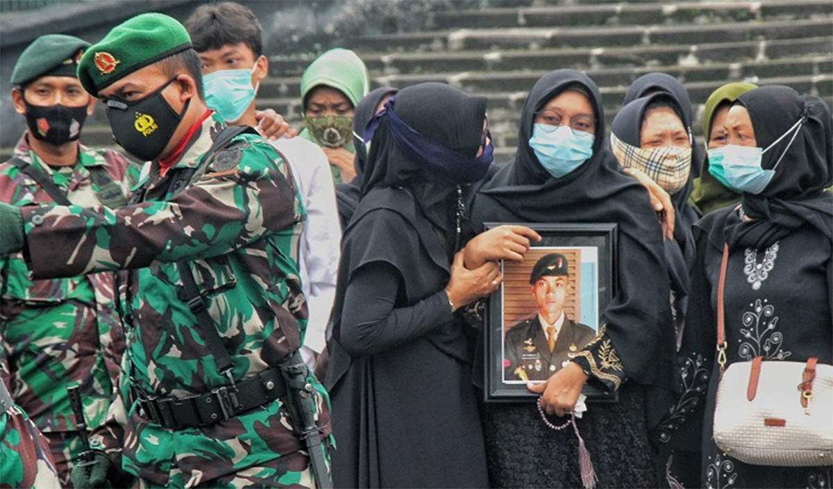 Bentrok dengan KKB, 2 Prajurit TNI Tewas, DPR Berharap ke Menhan Prabowo