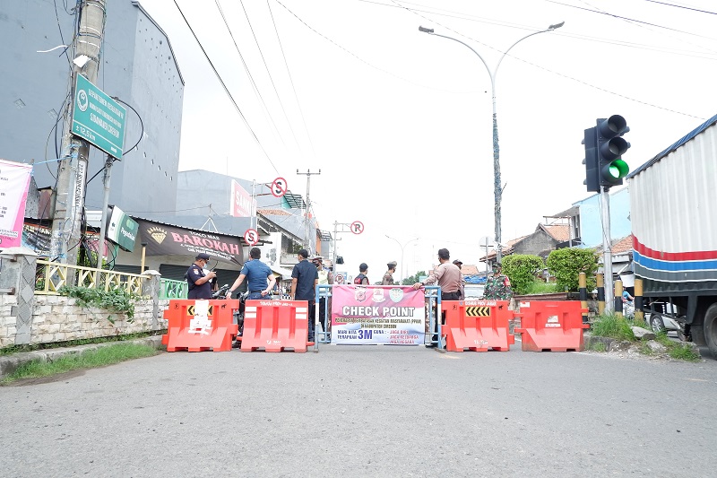 Tiga Hari PPKM Kabupaten Cirebon, Aktivitas Menurun, Kasus Covid-19 Naik Signifikan