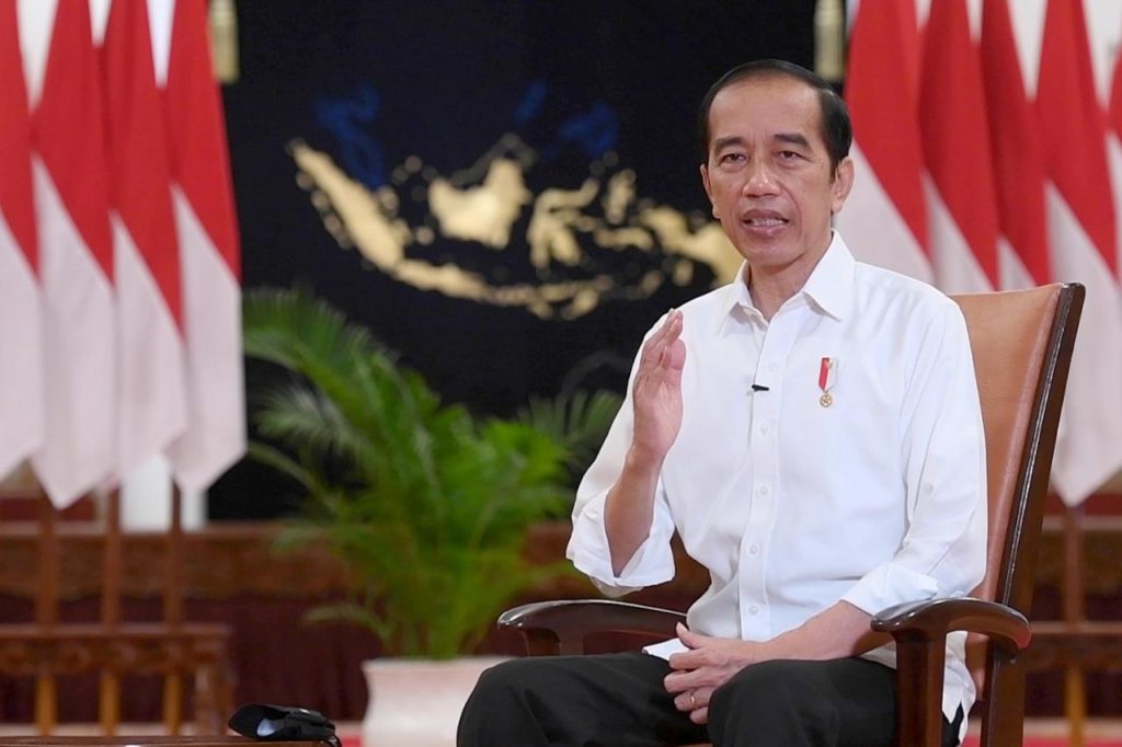 Jokowi: Orang yang Tak Ingin Divaksinasi Covid-19 Rugikan Diri Sendiri