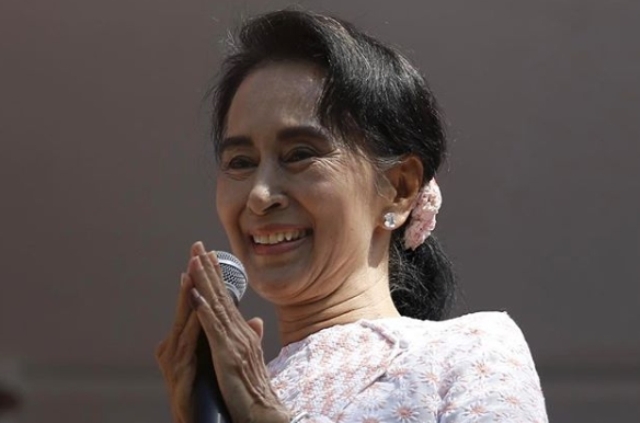 Rakyat Myanmar Gelar Demonstrasi,Tolak Perpanjangan Penahanan Suu Kyi