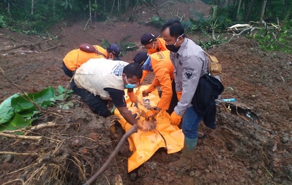 Longsor Kebumen, 1 Orang Tewas, 2 Lainnya Belum Ditemukan