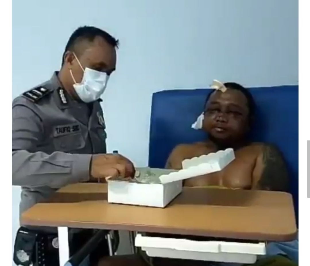 Awal Mula Anggota TNI Dikeroyok hingga Viral Bos Preman Babak Belur Disuapi Polisi