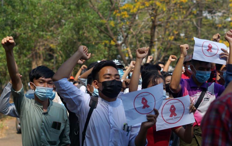 Militer Myanmar Jatuhkan Vonis Bagi Demonstran