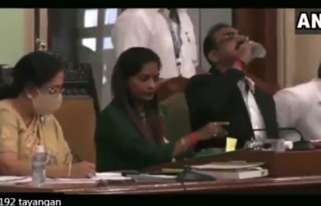 Pejabat Asal India Tenggak Hand Sanitizer Saat Rapat, Begini Kronologinya…