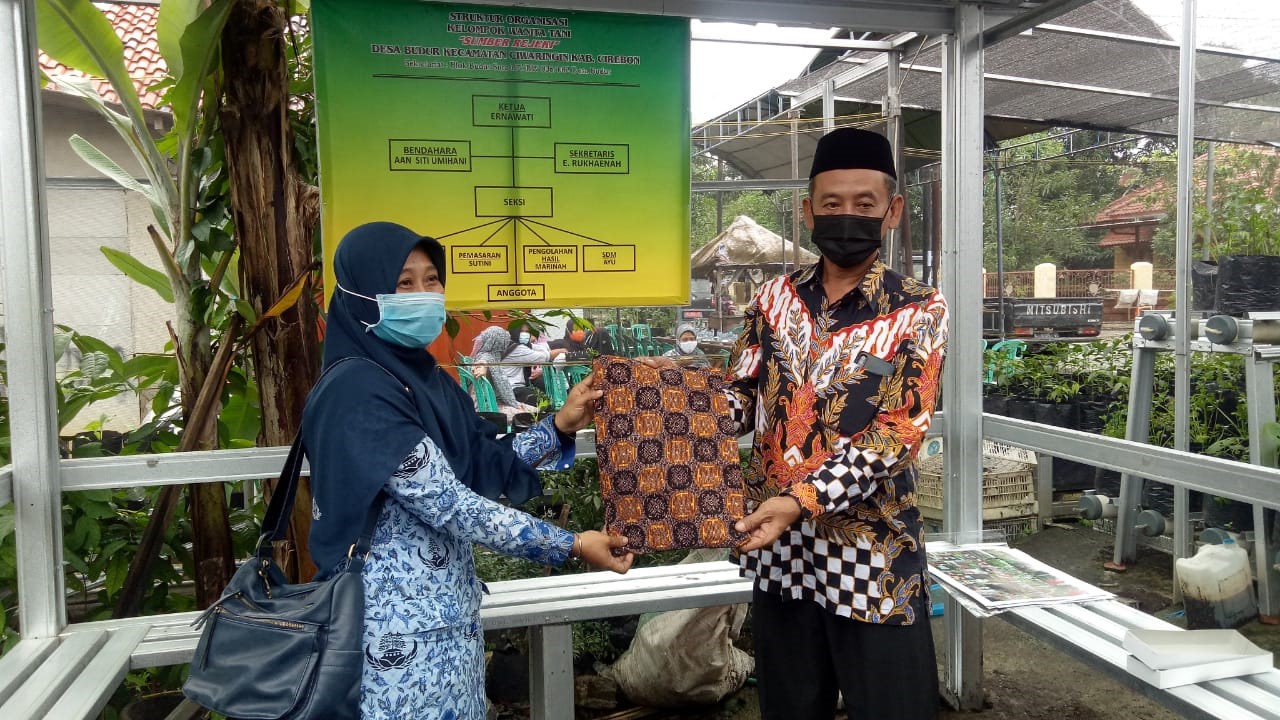 DPRD Pekalongan Kunjungi KWT Sumber Rejeki