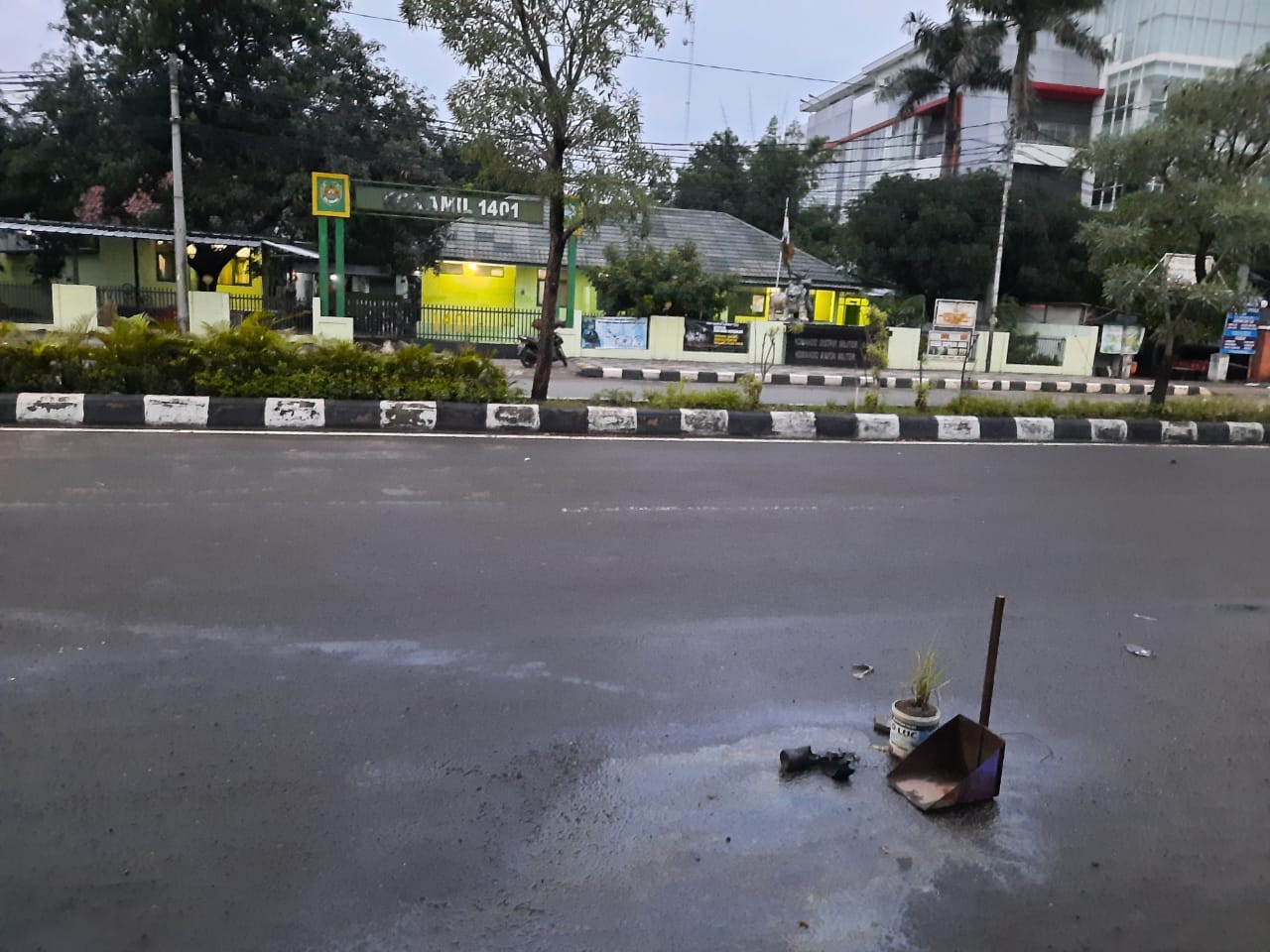 Pagi Ini, Ada Bom Molotov Seberang Koramil Jl Cipto Kota Cirebon