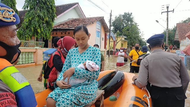 Desember-Januari 18 Kali Banjir, Warga Gunungsari: Kami Butuh Solusi Bukan Sembako