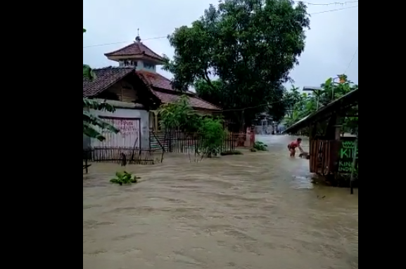 Indramayu Barat Kembali Diterjang Banjir
