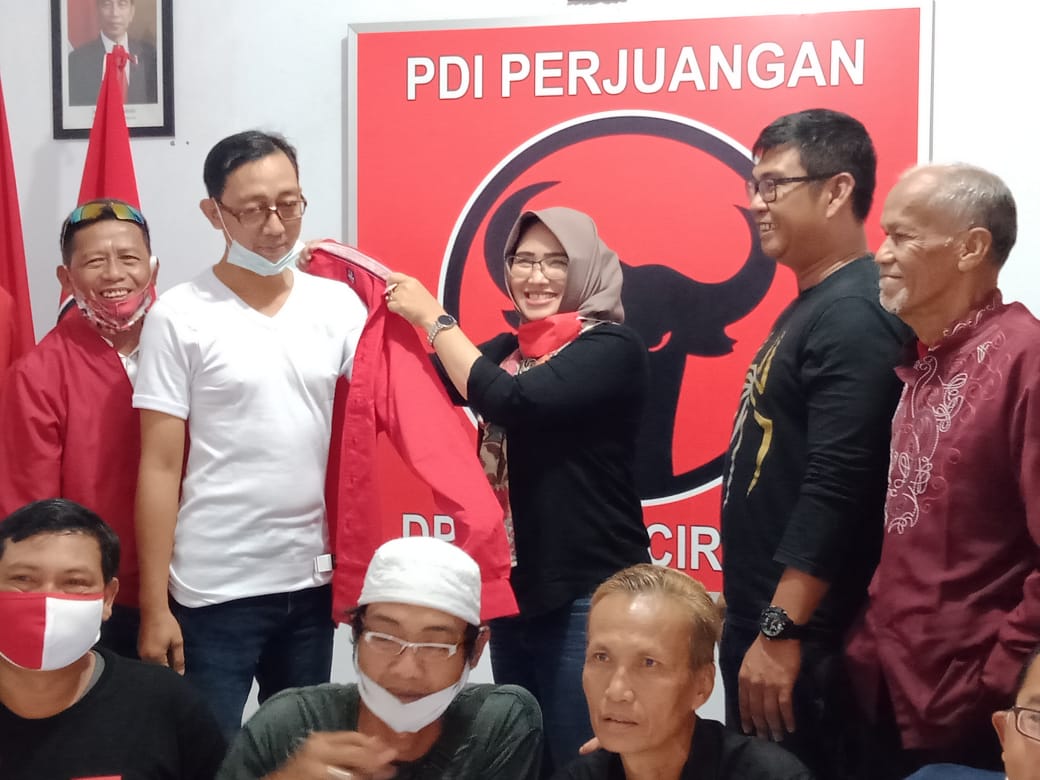 Banteng Trotoar Dukung Fitria Pamungkaswati Jadi Wali Kota Cirebon