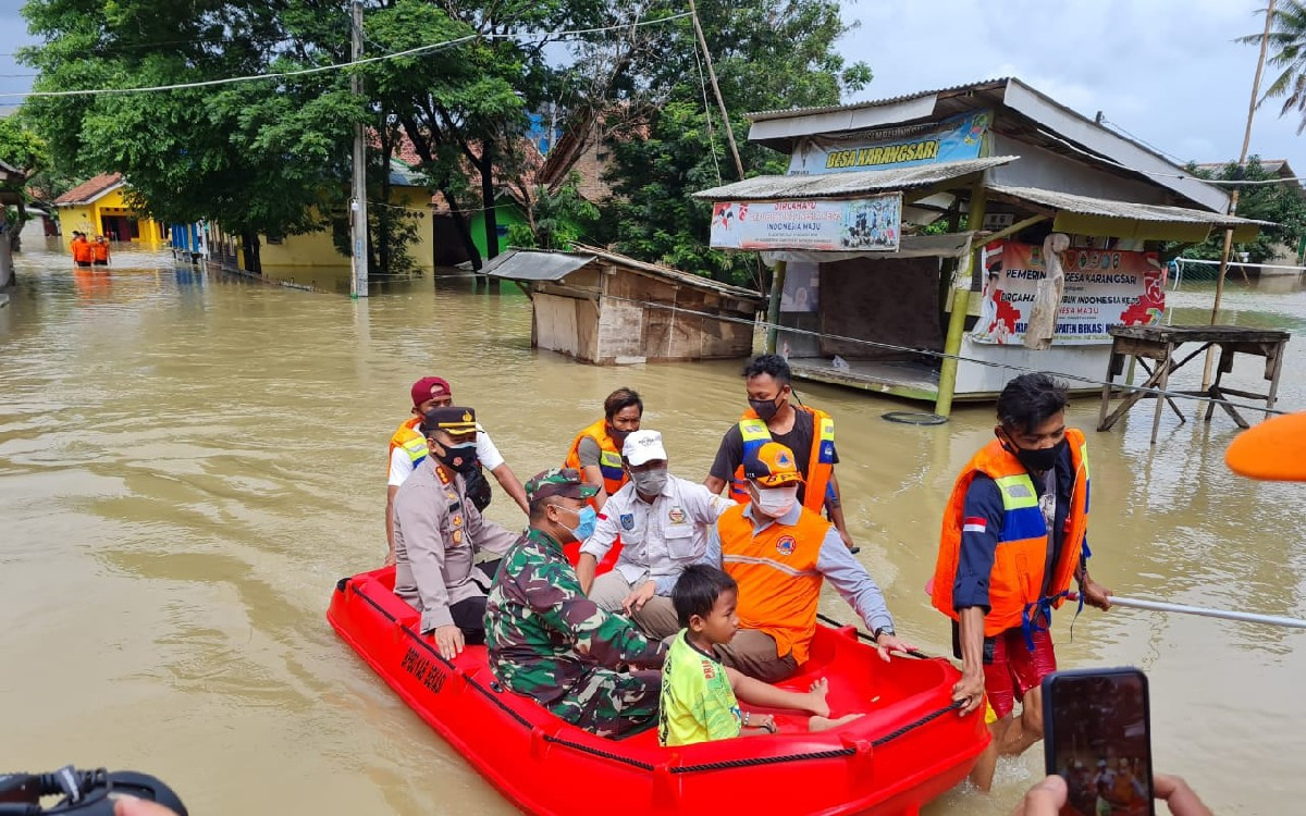 Karawang dan Bekasi Diterjang Banjir