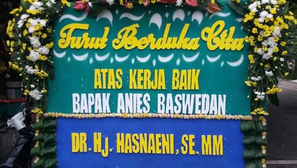 Wanita Emas Kirim Karangan Bunga: Turut Berduka Cita Atas Kerja Baik Bapak Anies