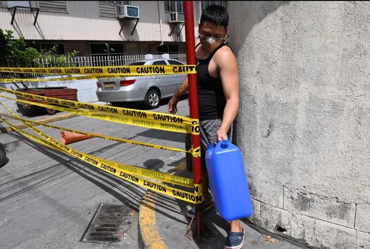 Di Manila, Larang Warga di Bawah 18 Tahun ke Luar Rumah