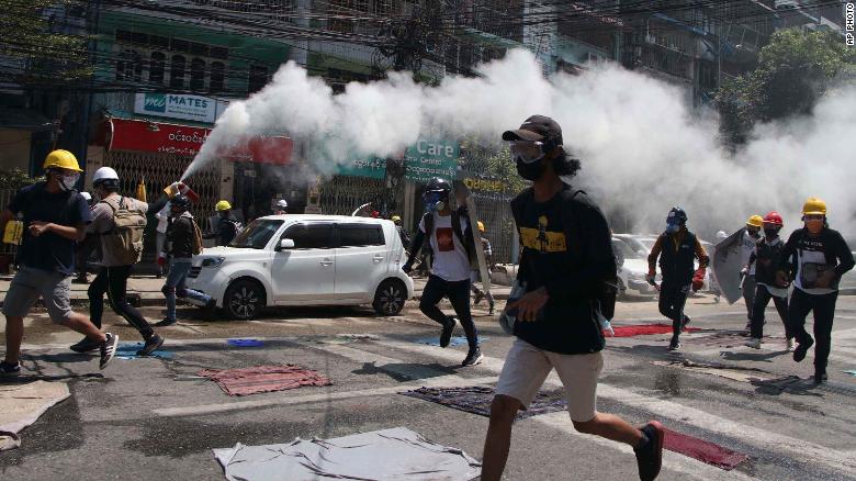 Konflik di Myanmar, Evakuasi WNI Belum Mendesak