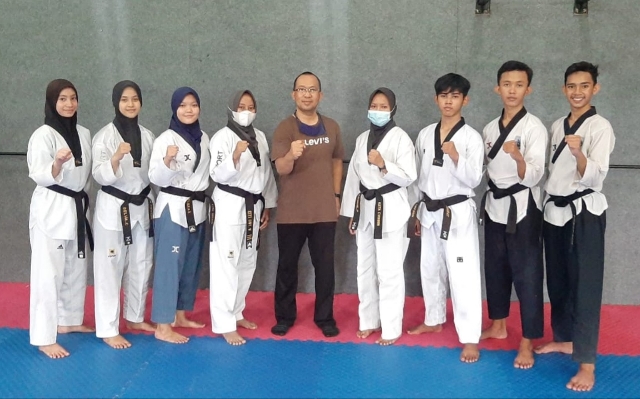 Hadirkan Pelatih PON Jabar, TI Kota Cirebon Gojlok Tim Poomsae Jelang BK