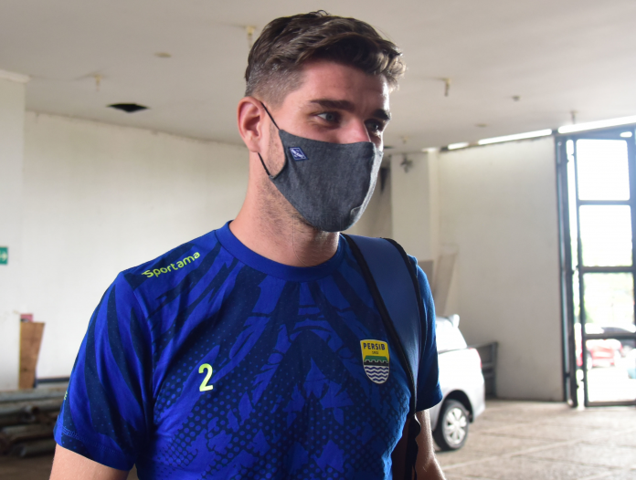 Gabung Latihan Persib Bandung, Nick Kuipers Langsung Beradaptasi