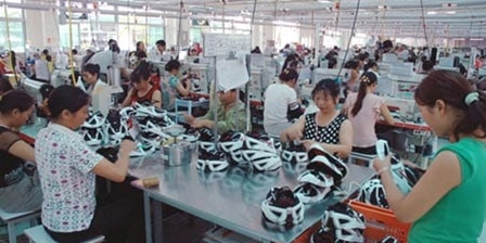 Produsen Sepatu Terbesar Asal Taiwan Hentikan Produksi Di Myanmar, Ini Alasannya…