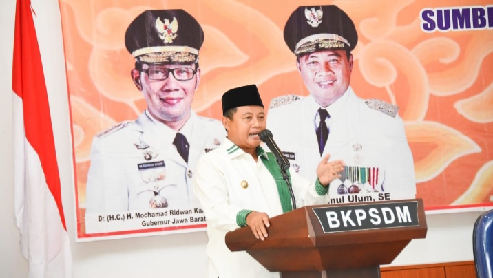 Uu Ruzhanul Dorong BPD Jaga Kekompakan dengan Pemerintah Desa