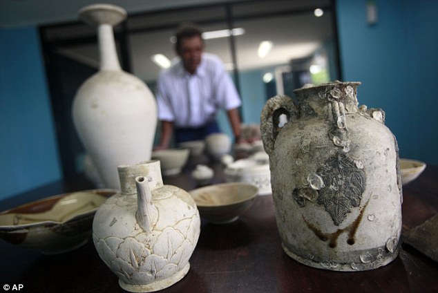 Harta Karun di Laut Cirebon Berasal dari 5 Dinasti Tiongkok, Pejabatnya Sering Wara-wiri ke Sini