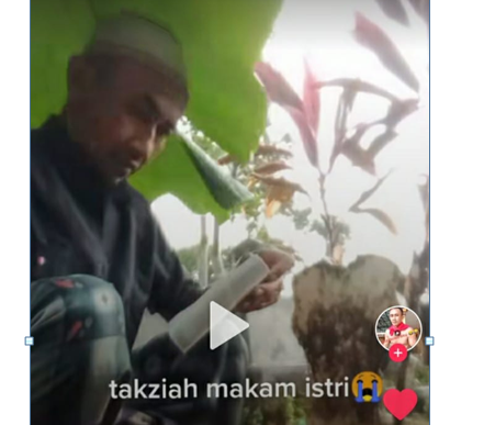 Ziarah ke Makam Istri, Suami Datang seperti Kurir: Tok Tok Tok, Paket…