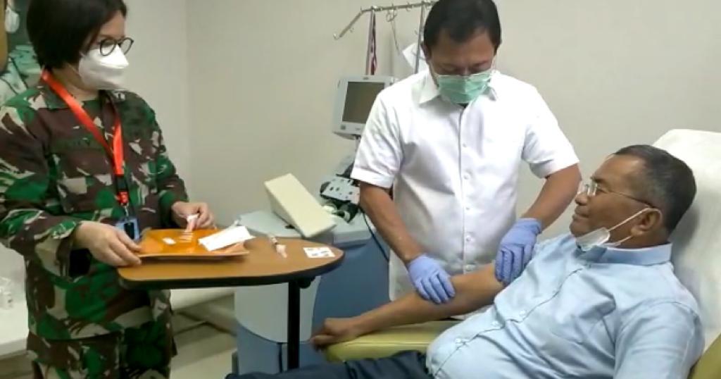 Dahlan Iskan Jadi Relawan Vaksin Nusantara, Jalani Penyuntikan Kembali Darah ke Tubuh