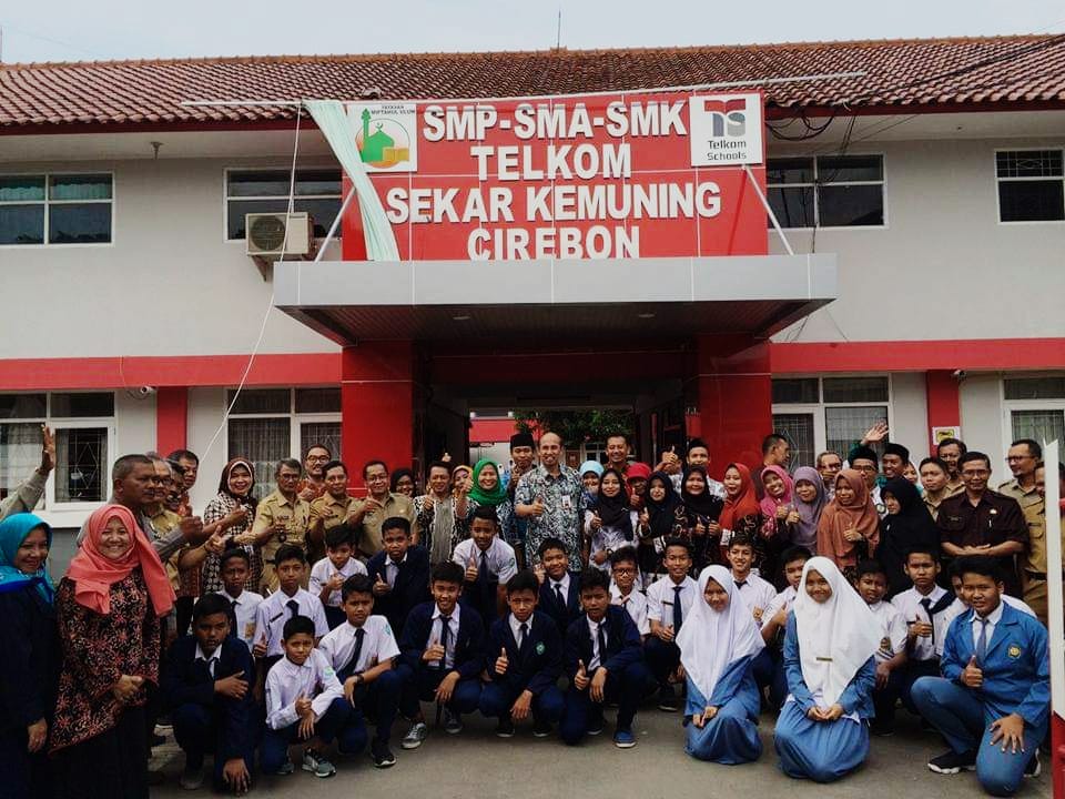 Telkom Schools Cirebon Raih Segudang Prestasi