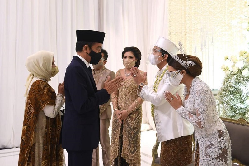 Hadir di Pernikahan Atta-Aurel, Jokowi Jadi Sasaran Kritik