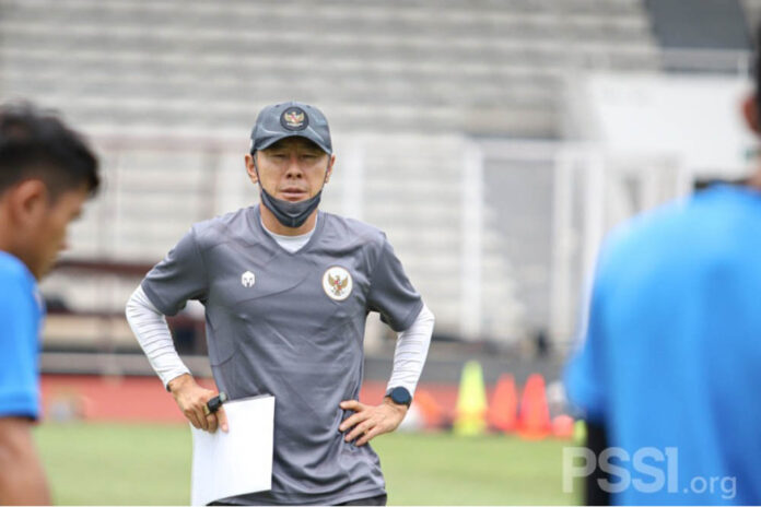 Shin Tae-yong Tiba di Indonesia, Persiapan Timnas Masih Harus Menunggu Karantina