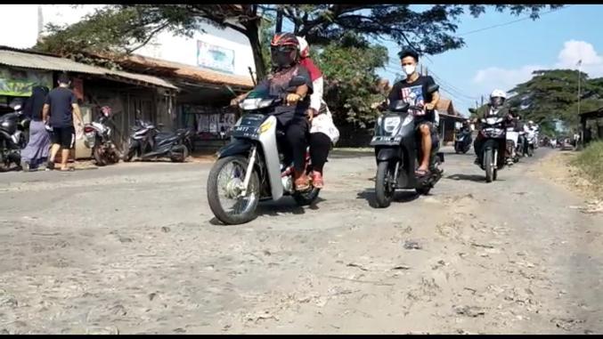 Kecewa Jalan Pasir Berbatu Dibiarkan