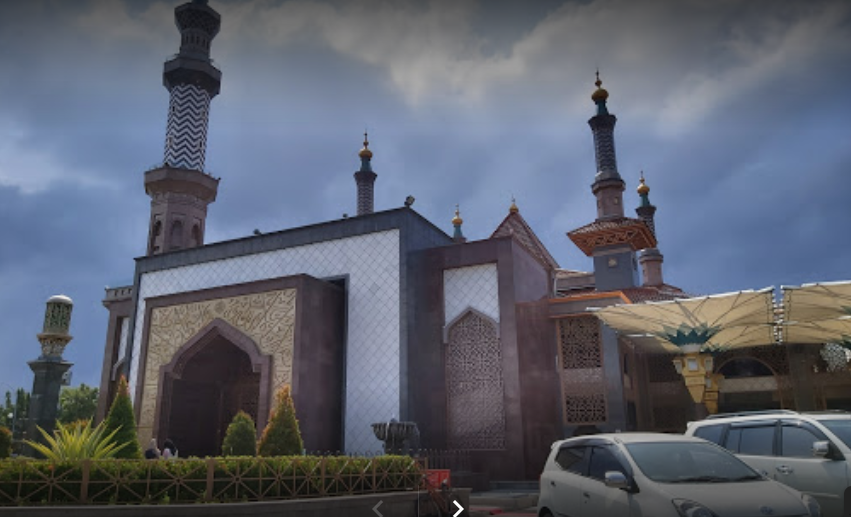Masjid At Taqwa dan Alun-alun Kejaksan Dulunya Bukan Milik Kota Cirebon, Begini Ceritanya