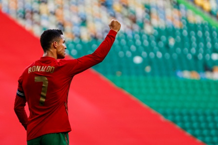 Portugal Bantai Israel, Cristiano Ronaldo di Ambang Rekor Baru