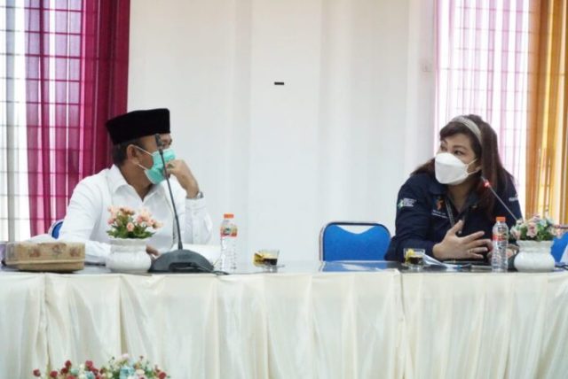 Utusan Kemenkes Ditegur Bupati Aceh Lantaran Gak Pakai Jilbab