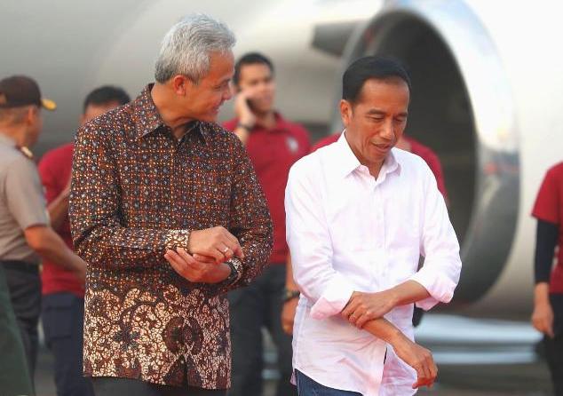 Jokowi Pilih Bertemu Ganjar, Rocky Gerung: Curang, Melecehkan Ibu Mega